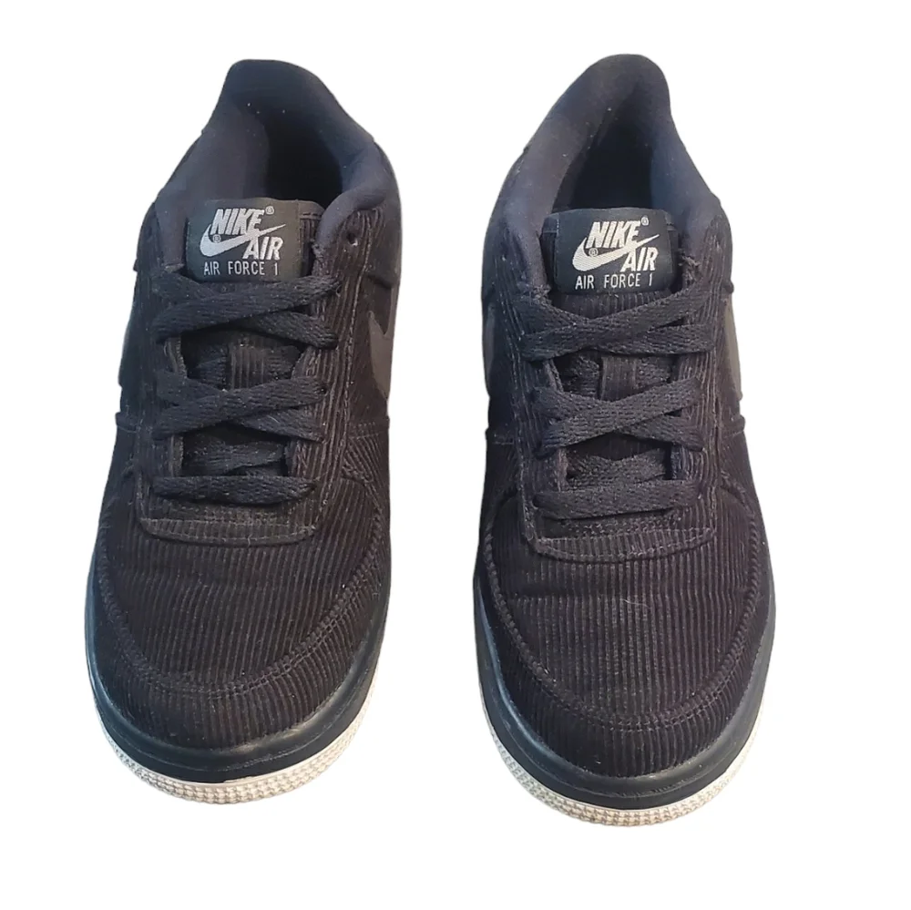 Nike Air Force 1LV8 Shoes Size 5Y Black Lace Up Corduroy Sneakers